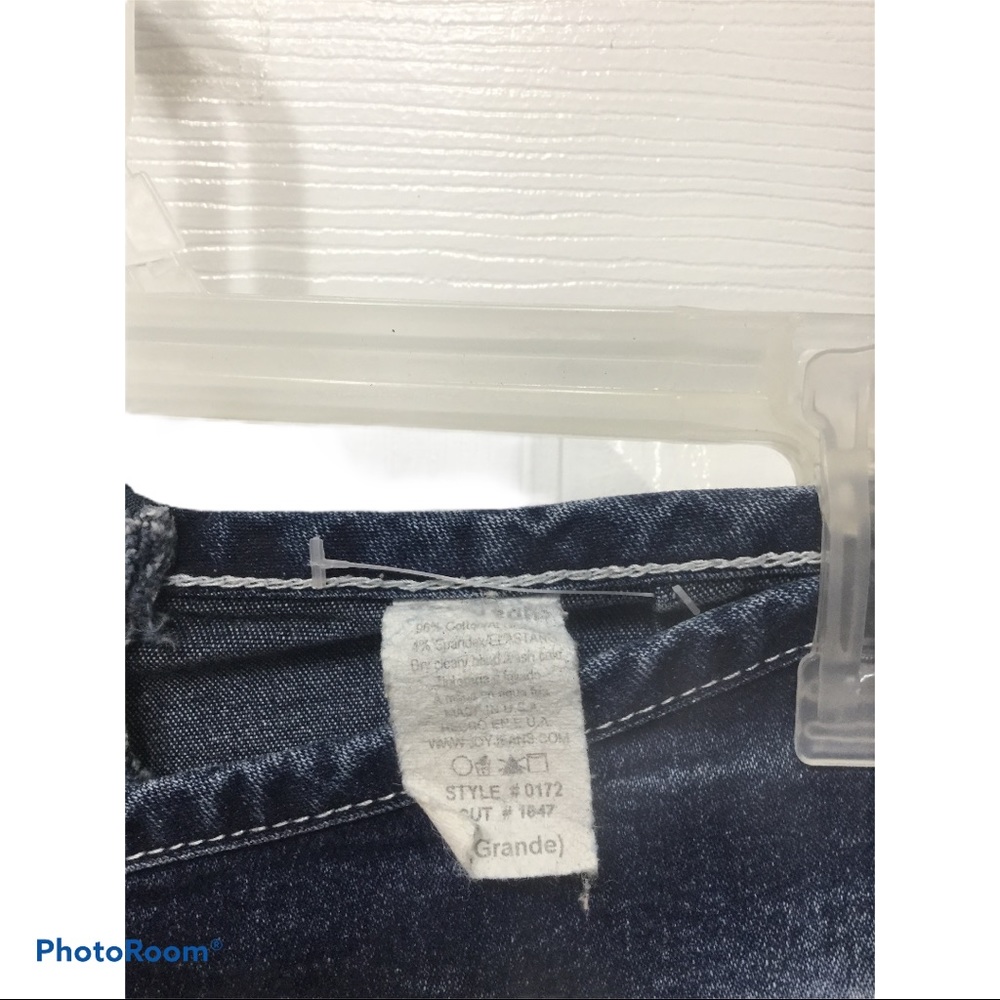 Joy Jeans Ruffle Capris - Picture 7 of 7